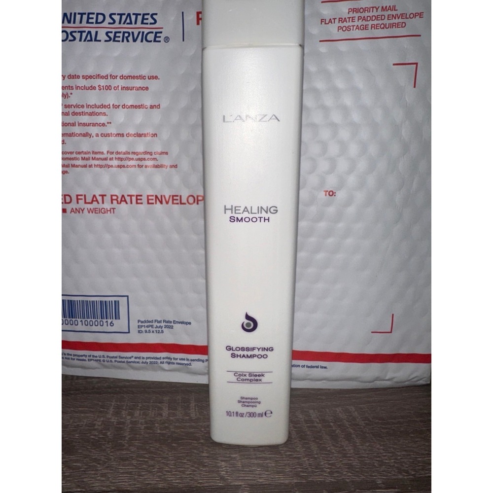 Lanza healing smooth Glossifying‎ shampoo